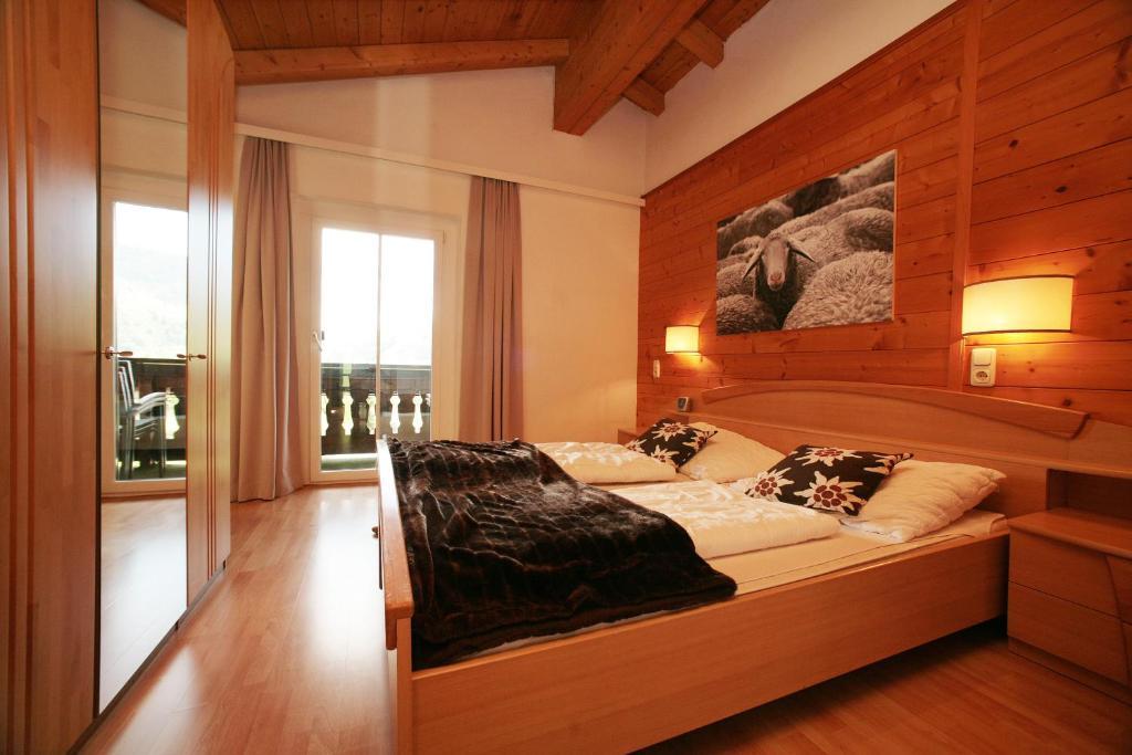 Edelweiss Am See Zell am See Room photo